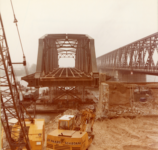 20232141 Keizersveerbrug, 1977-03-24